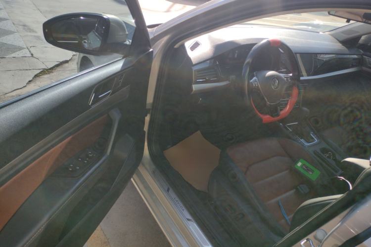 Used Volkswagen Lavida 2021 280TSI DSG Luxury Edition
