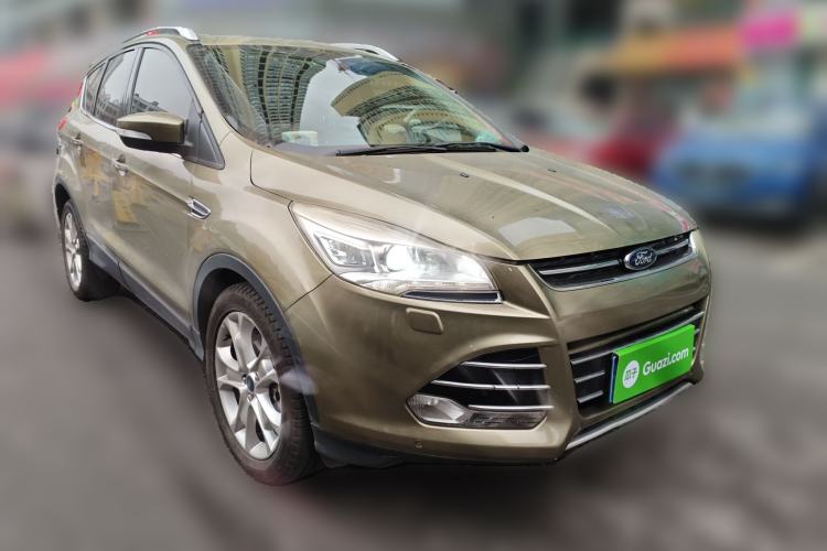 Used Ford Kuga 2015 2.0L GTDi Four-Wheel-Drive Sport Model
