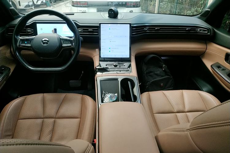 Used Nio ES8 2020 580 km Range Signature Edition Six-Seater Version
