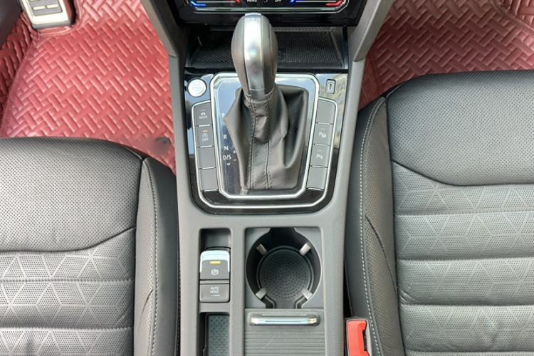 Used Volkswagen FAW-Volkswagen CC 2021 380TSI Striking Edition
