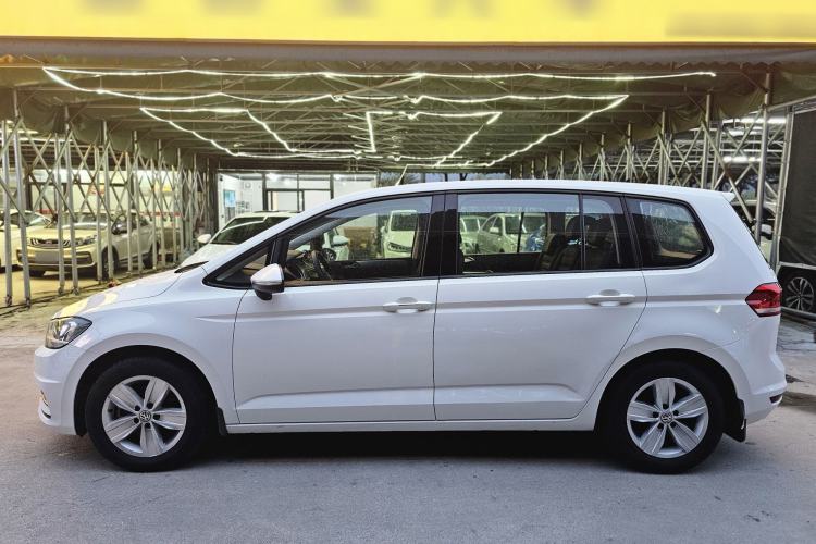 Used Volkswagen Touran 2018 Volkswagen Touran L 280TSI DSG Style Edition 7 Seats China V Emission Standard