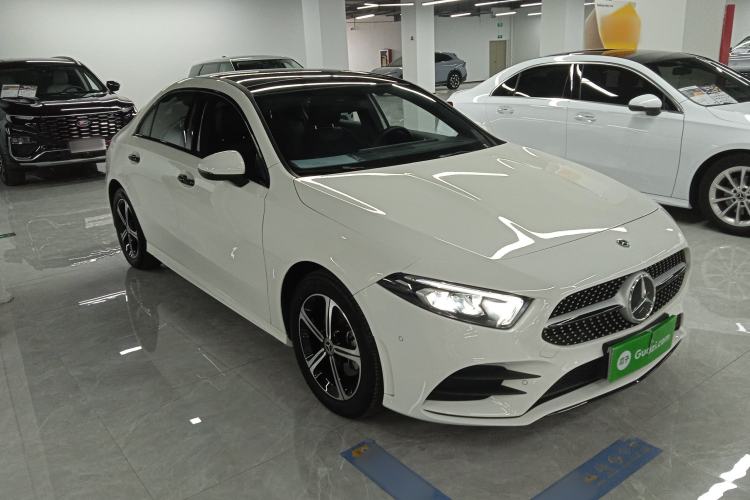 Used Mercedes-Benz A-Class 2022 Revised Version A 200 L Sport Sedan Fashionable Style