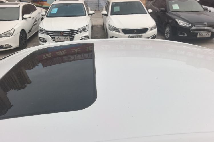 Used Chevrolet Cruze 2018 320 Automatic Pioneer Sunroof Edition
