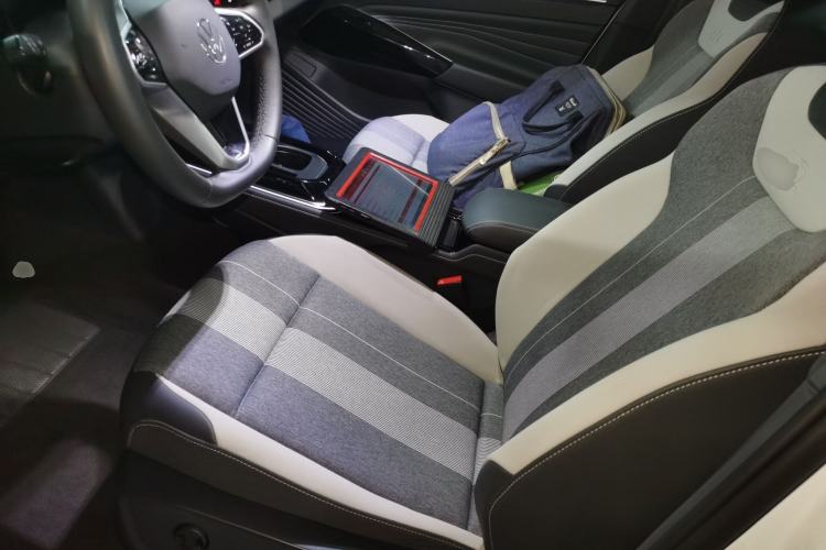 Used Volkswagen ID.4 CROZZ 2024 PURE+ model