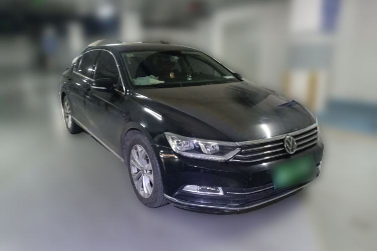 Used Volkswagen Magotan 2017 330TSI DSG Luxury Model
