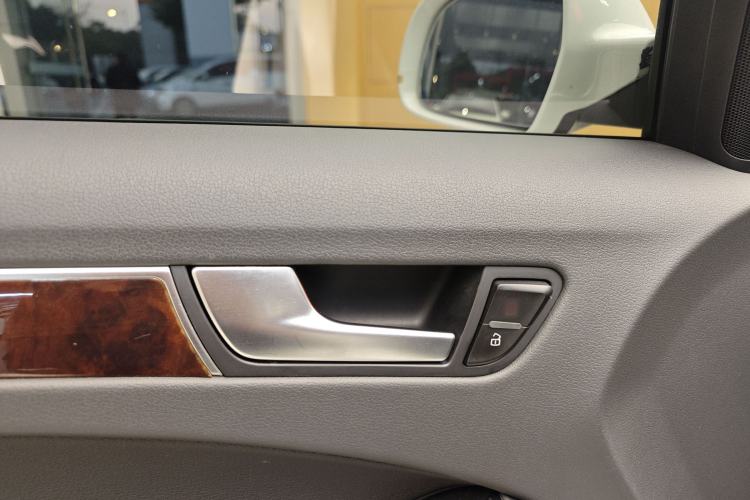 Used Audi A4L 2015 35 TFSI Automatic Comfort Model
