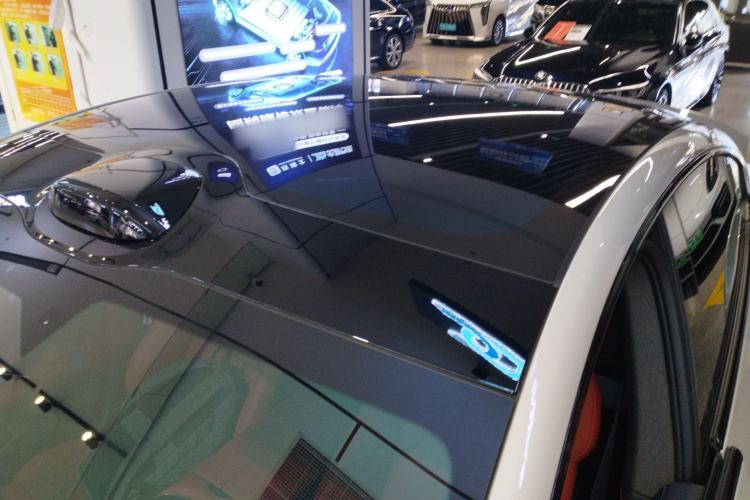 Used  SU7 2024 Rear-Drive Ultra-Long Range Advanced Pro-Level Intelligent Driving Version
