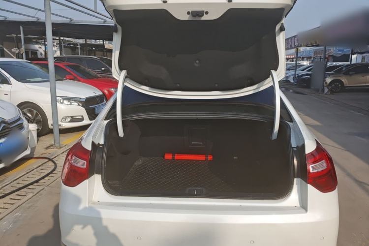 Used Citroen C5 2014 1.6T Automatic Luxury Model
