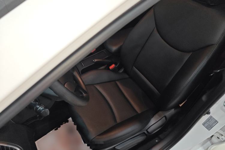 Used Hyundai Elantra 2016 1.6L Automatic Smart Version
