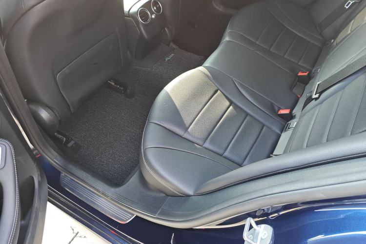 Used Mercedes-Benz C-Class 2017 Restyled C 180 L Fashion Edition Sport Version