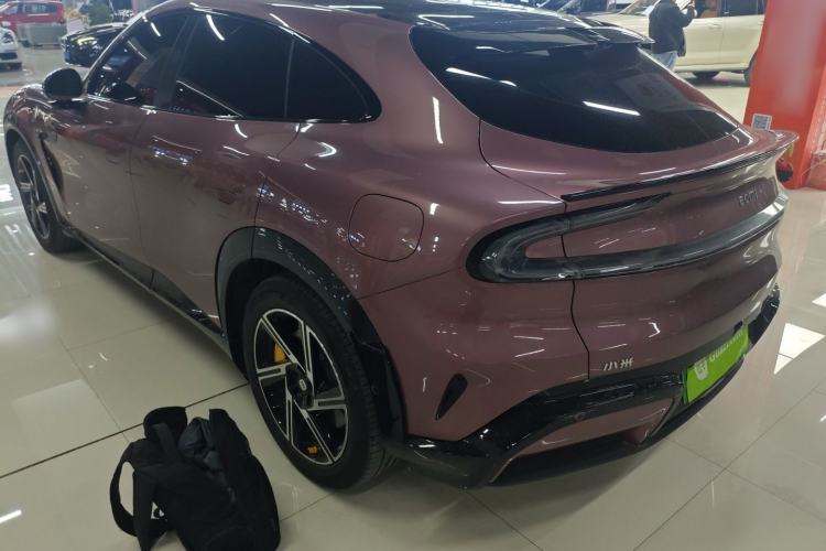 Used Xiaomi Auto YU7 2025 Ultra-Long Range All-Wheel Drive Pro Version
