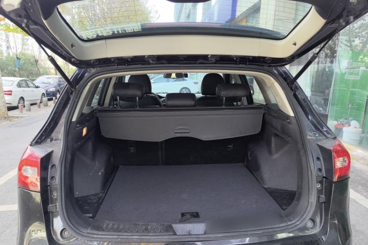 Used Zotye T600 2015 1.5T Manual Luxury Model
