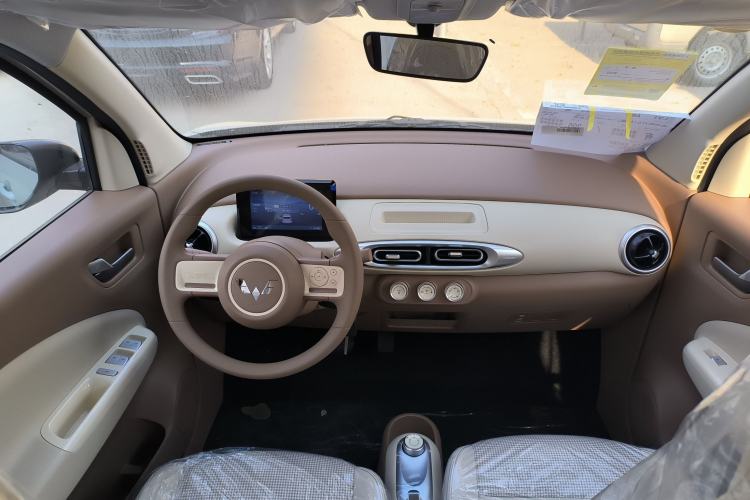 Used Wuling Hongguang MINIEV 2025 Four-Door Version Advanced Edition
