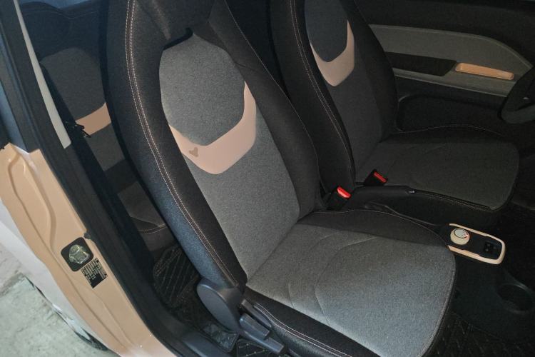 Used Chery QQ Ice Cream 2023 120km Ice Cream-Type Lithium Iron Phosphate
