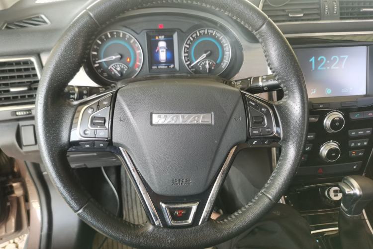 Used Haval H2 2017 Red-Label 1.5T Automatic Two-Wheel Drive Elite Model
