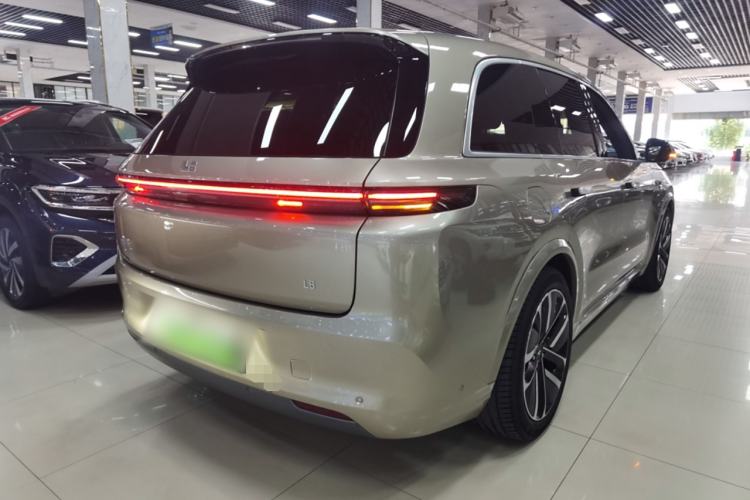 Used Li Auto L8 2024 Ultra Model
