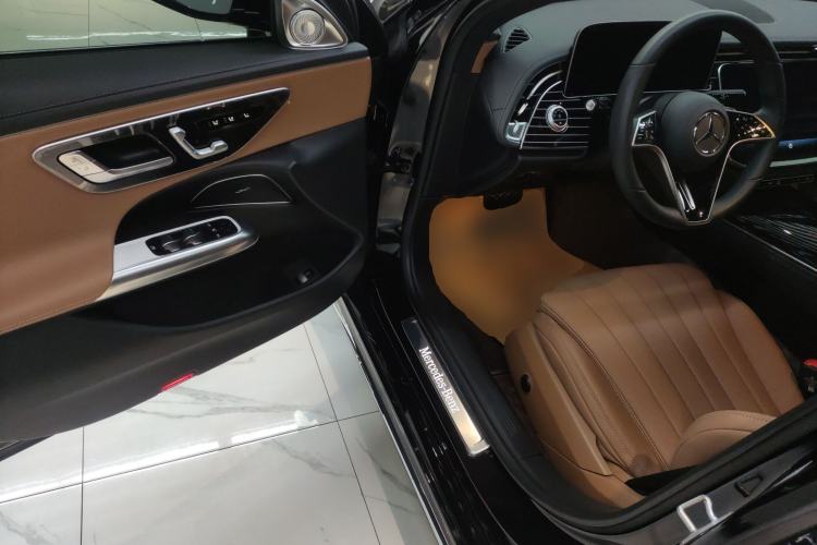 Used Mercedes-Benz E-Class 2025-Year Facelift E 260 L