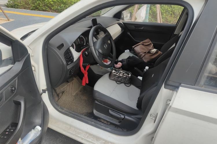 Used Skoda Fabia 2016 1.4L Automatic Car Enjoy Edition
