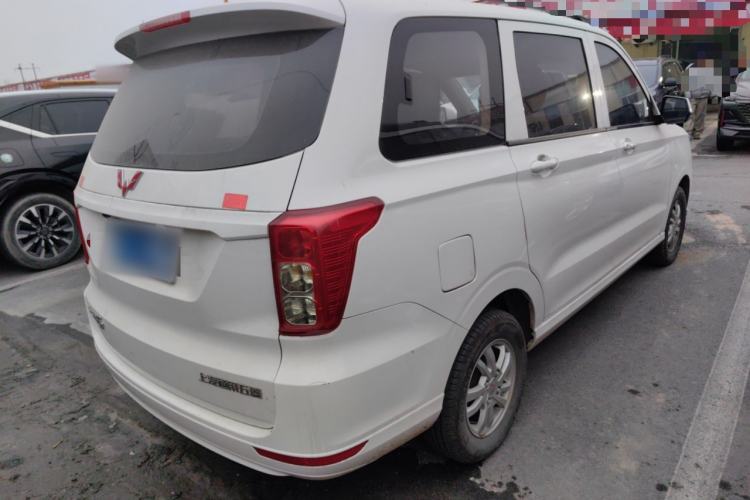 Used Wuling Hongguang 2019 1.5L S Standard Version China VI LAR
