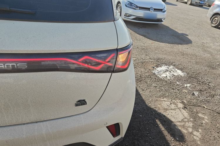 Used BYD Dolphin 2023 420 km Fashion Edition