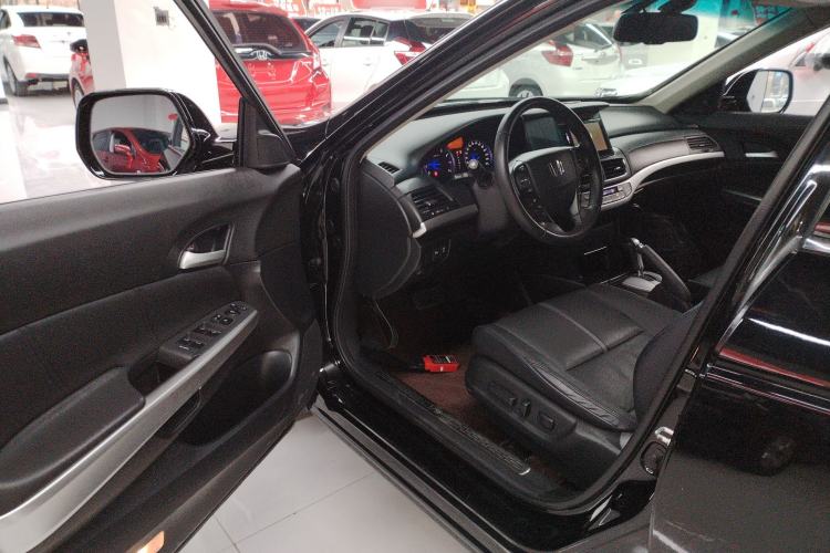 Used Honda Crosstour 2016 2.4L Luxury Edition
