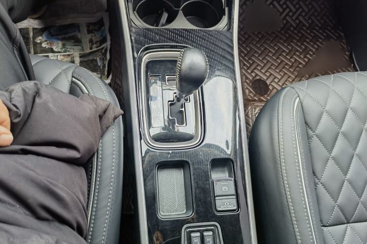 Used Mitsubishi Outlander 2021 Revised Version 2.0L Two-Wheel Drive Enjoyment Edition 5 Seats