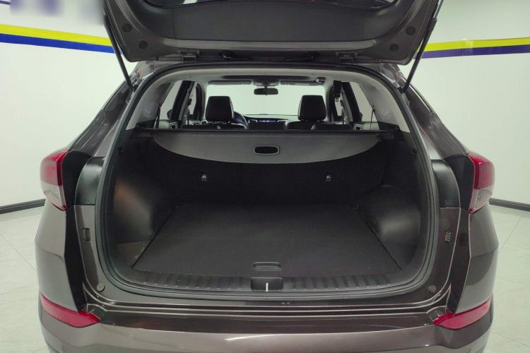 Used Hyundai Tucson 2015 1.6T Dual-Clutch Two-Wheel-Drive Smart Model
