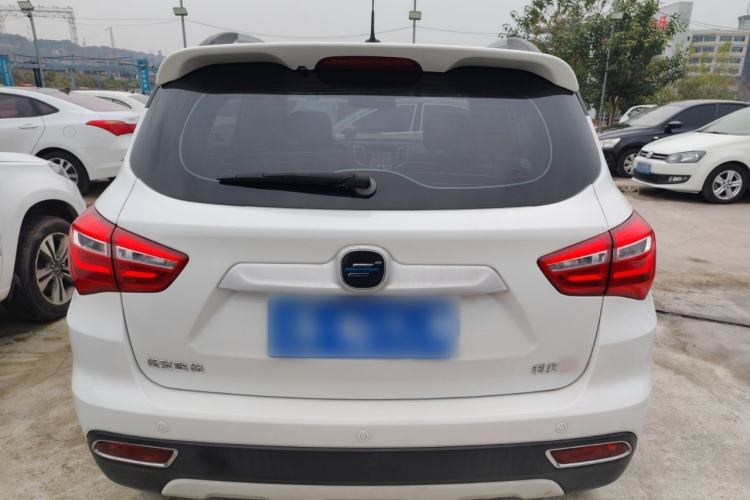 Used Oshan COS5 2021 1.6L Manual Luxury Model