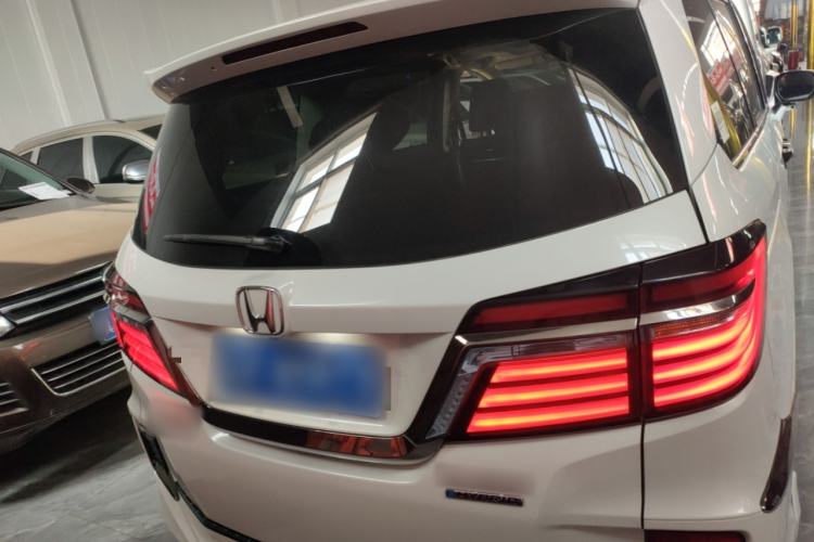 Used Honda Elysion 2019 2.0L Hybrid Luxury Edition
