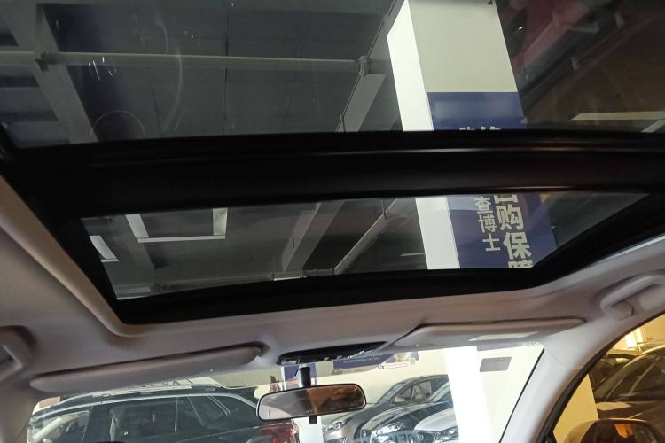 Used Honda Vezel 2017 1.8L CVT Front-Wheel Drive Pioneer Edition
