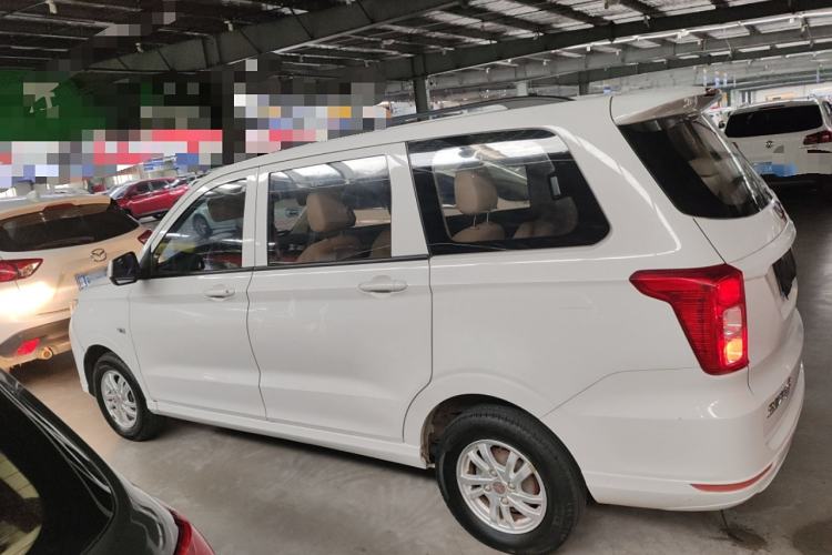 Used Wuling Hongguang 2018 1.5L S Standard Version L2B
