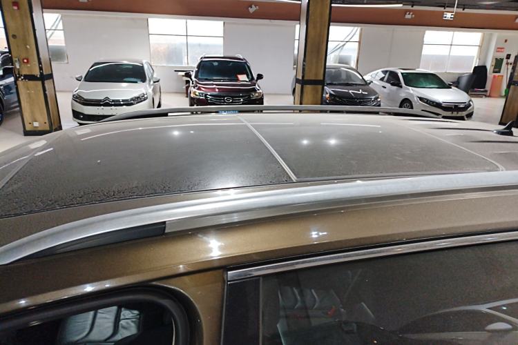 Used Volkswagen Tiguan L 2019 330TSI Automatic Two-Wheel Drive Panoramic Comfort Edition China V Standard
