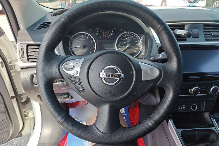 Used Nissan Sylphy 2021 Classic 1.6XL Manual Luxury Edition
