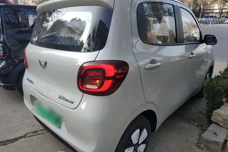 Used Wuling Hongguang MINIEV 2025 Four-Door Version Advanced Edition
