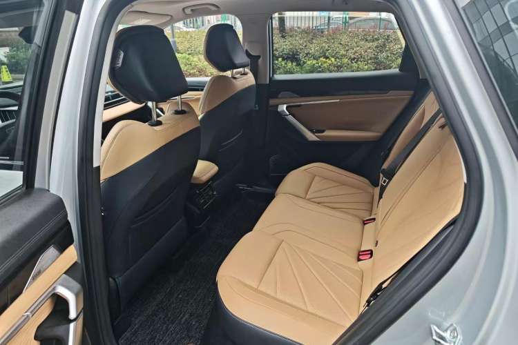 Used Geely Auto FX11 2023 1.5TD DCT Prestige Edition
