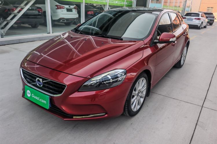 Used Volvo V40 2015 1.6T Zhiyi Edition