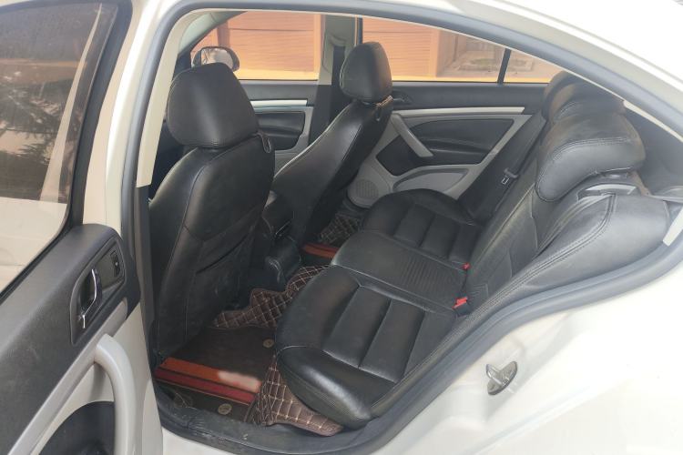 Used Skoda Octavia 2015 Classic Model 1.6L Automatic Elegance Edition