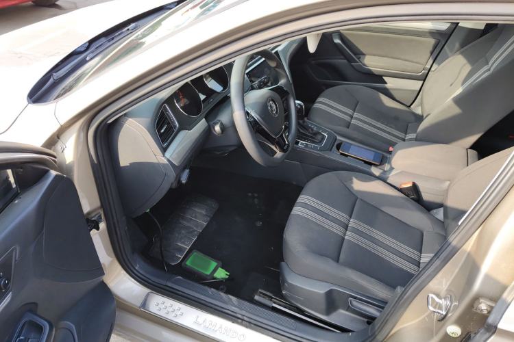 Used Volkswagen Lamando 2017 230TSI DSG Fashion Edition