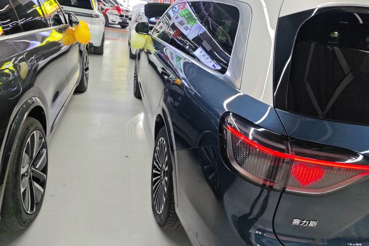 Used Hima AITO M9 2024 Range-Extended Ultra Version 52 kWh 5-Seater Model
