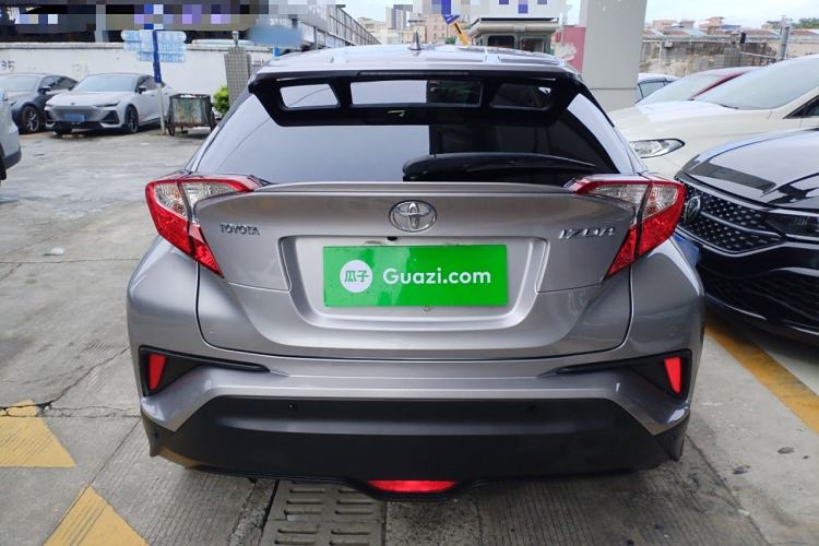 Used Toyota IZOA 2018 2.0L Yichi Version China VI Standard
