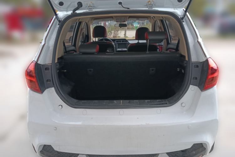 Used FAW Yingzhi G3 2016 G3S 1.5L Manual Elite Edition
