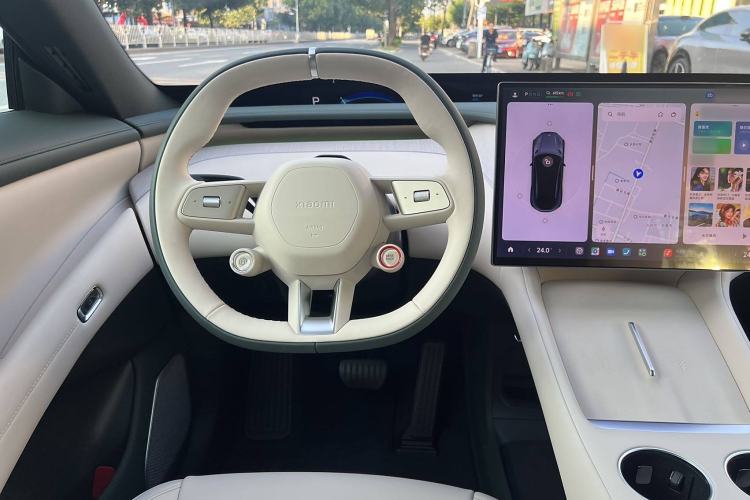 Used  YU7 2025 Ultra-Long Range Rear-Wheel Drive Version
