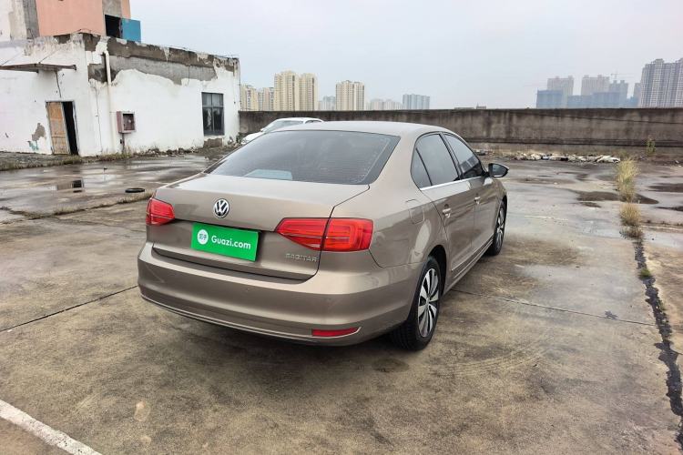 Used Volkswagen Sagitar 2018 1.6L Manual Comfort Model
