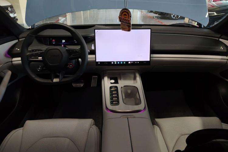 Used  SU7 2024 Four-Wheel Drive Ultra-Long Range Advanced Intelligent Driving Max Edition
