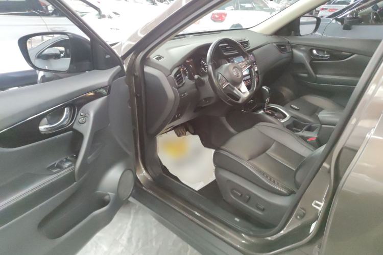 Used Nissan X-Trail 2019 2.0L CVT Smart Connect Comfort Edition 2WD