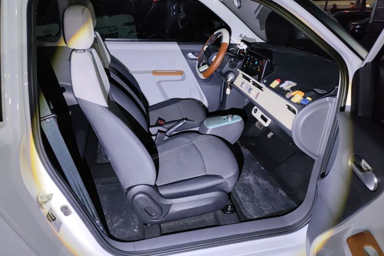 Used  Lumin 2023 301km Honey Dew Edition