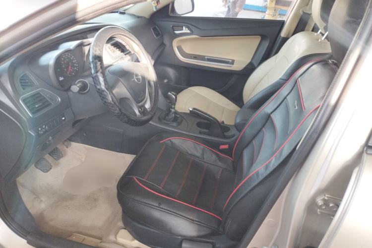 Used Haima Fumei 2014 M5 1.6L Manual Standard Model
