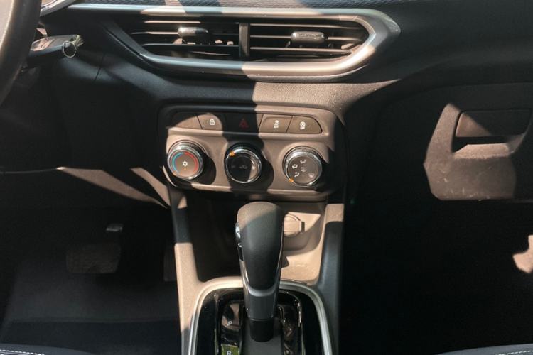 Used Chevrolet Trax 2021 325T Automatic Sport Edition China VI Standard