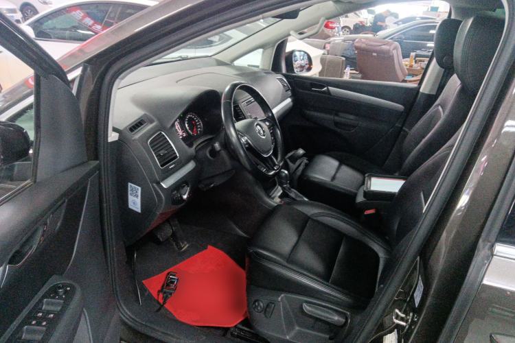 Used Volkswagen Sharan 2018 380TSI Comfort Edition 7-Seater
