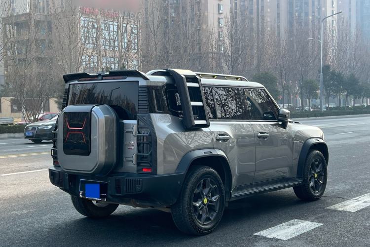 Used JETOUR Traveler 2023 2.0T All-Wheel Drive CrossPRO+